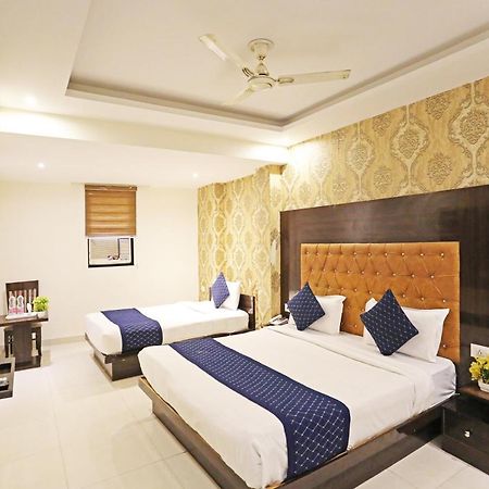 Hotel Iconic Near Delhi Igi International Airport Nueva Delhi Exterior foto